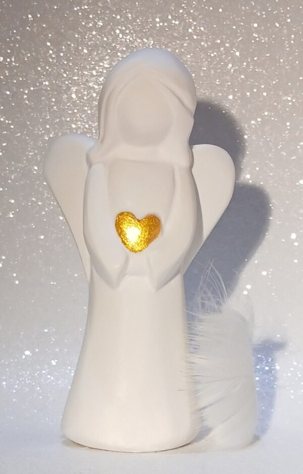 Mittelgroßer Engel mit goldenem Herz – Bild 2