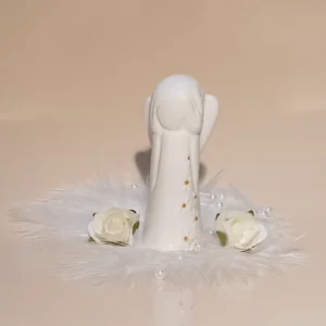 Schutzengel mit Blümchen im Haar
